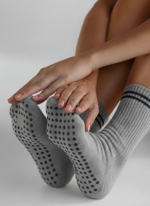 Retro Crew Grip Socks